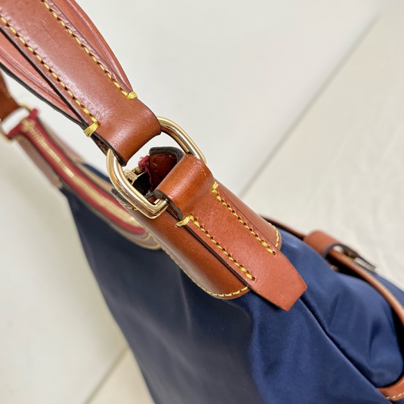 Dooney & Bourke Wayfarer Nylon Zip Sac Hobo Bag Purse Vachetta Leather Trim - Picture 14 of 17
